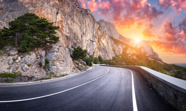 5 Reasons to Drive Instead of Fly on Your Next Trip
