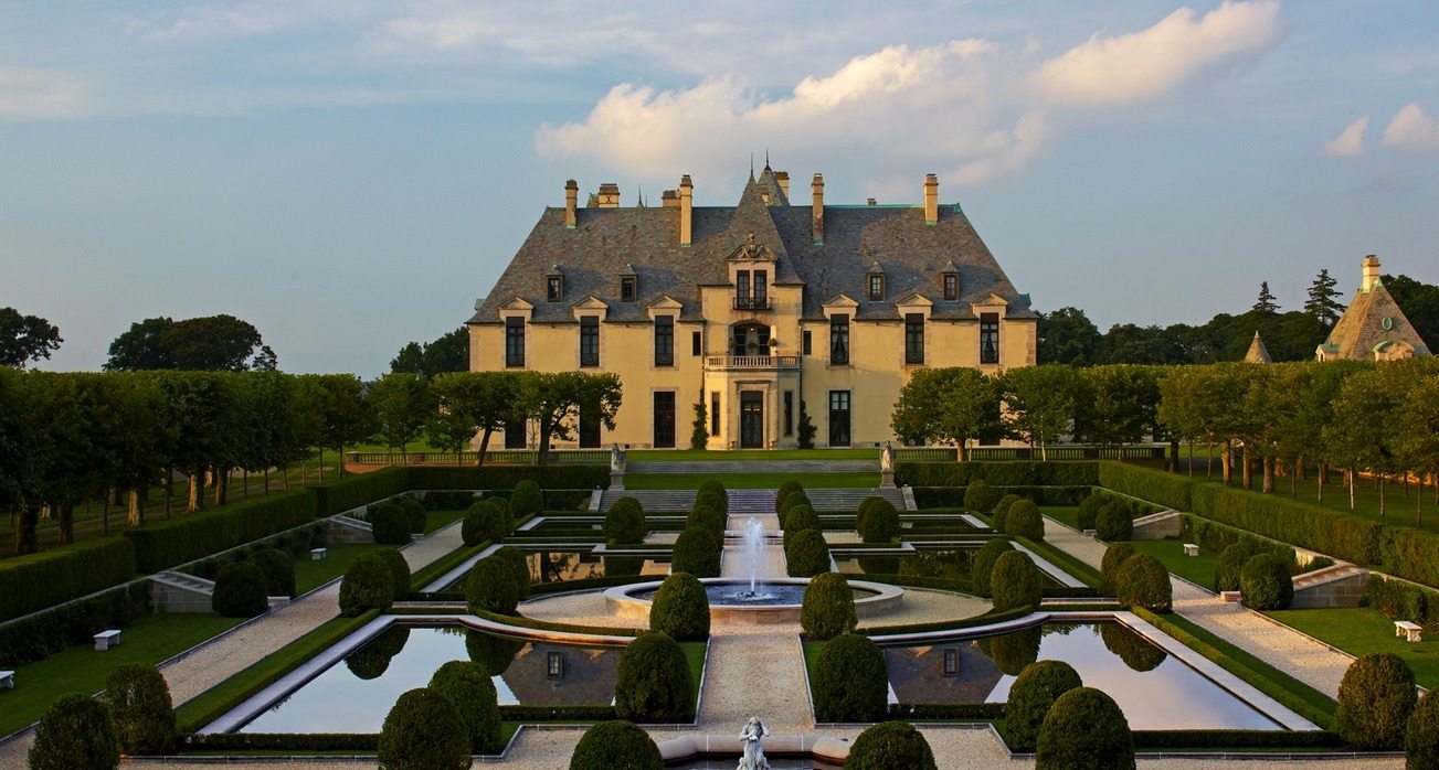 Take a Tour of Oheka Castle with Taylor Swift