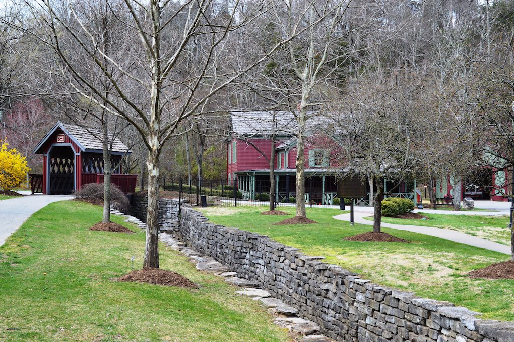 Scenic Maker's Mark