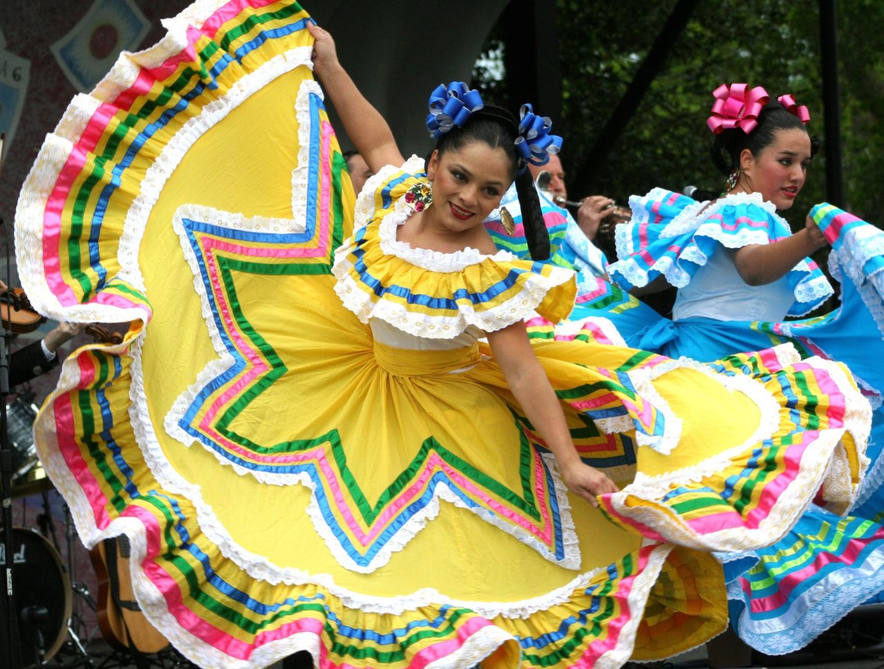 Fiesta Noche del Rio