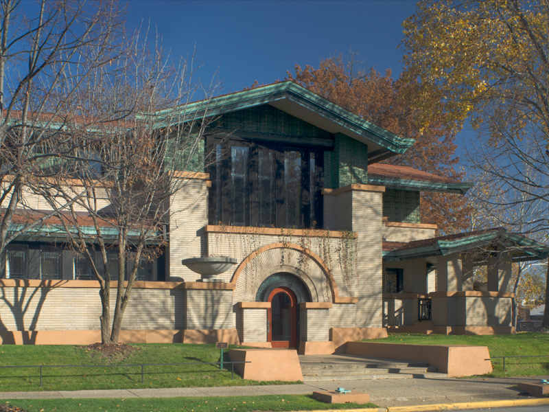 Visiting the Dana-Thomas House in Springfield, Illinois